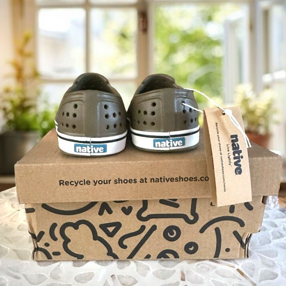 Native Miles Kids Unisex Slip On Play Water Shoes Sneaker Toddler Size 6 - Picture 9 of 10